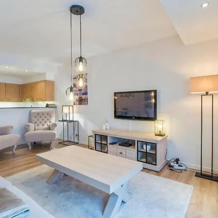 Luxe 2-slaapkamerappartement Met Terras In Knokke-Heist