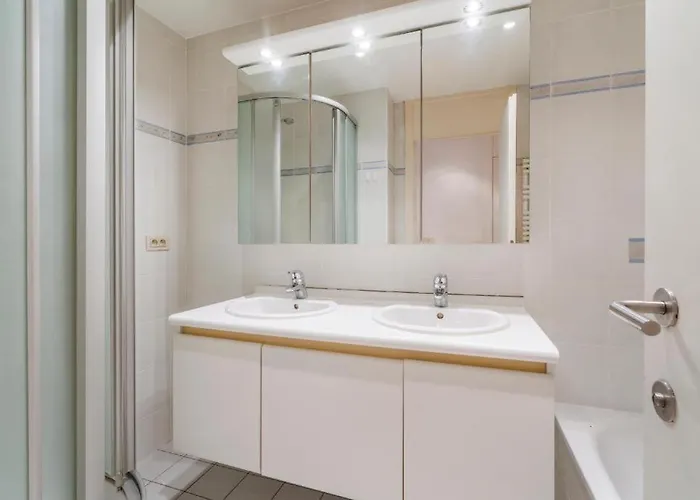 Luxe 2-slaapkamerappartement Met Terras In * Knokke-Heist