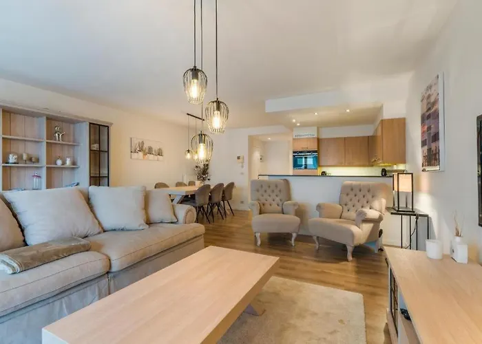 Luxe 2-slaapkamerappartement Met Terras In Apartment Knokke-Heist