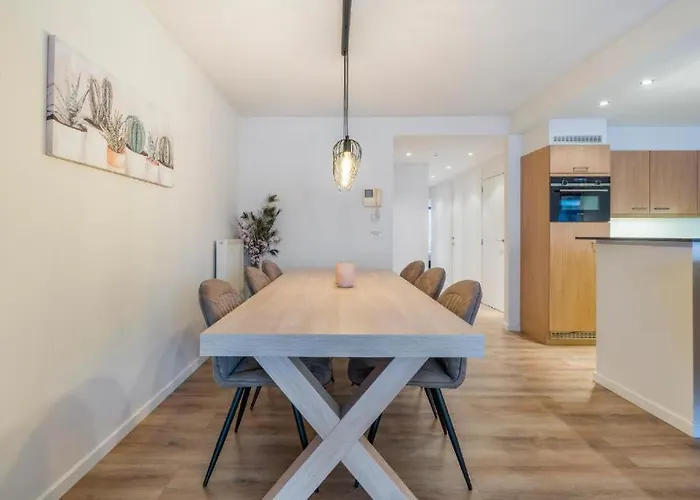 Luxe 2-slaapkamerappartement Met Terras In * Knokke-Heist