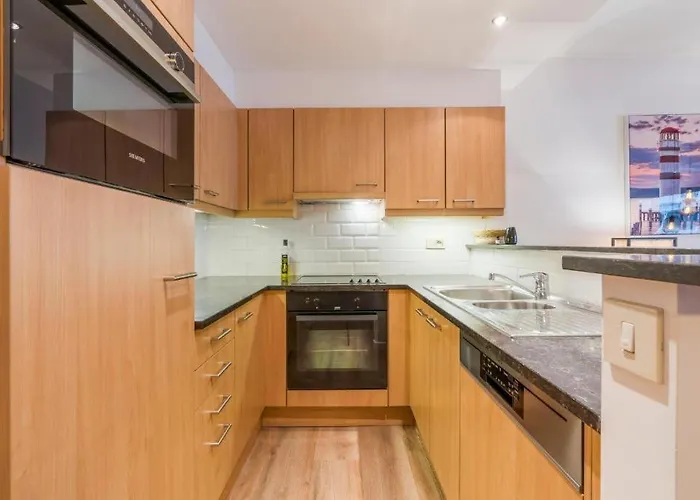 Luxe 2-slaapkamerappartement Met Terras In Knokke-Heist